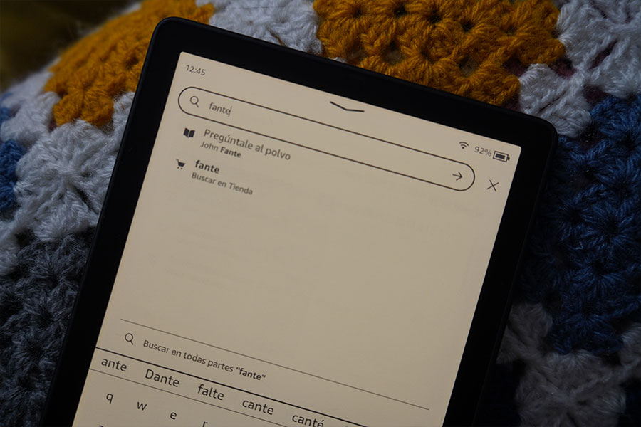 Pantalla de Kindle que muestra el buscador