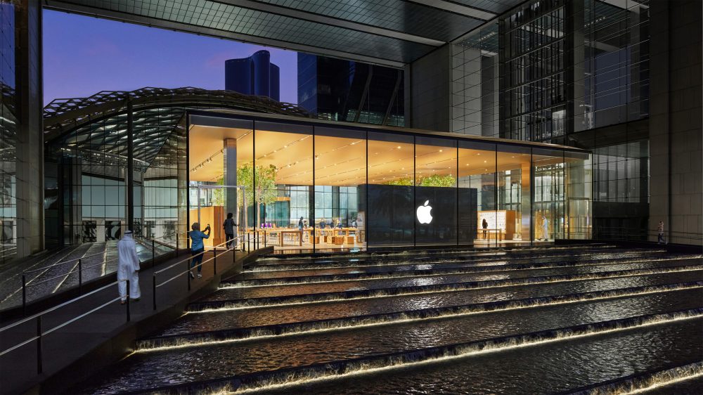 Apple comparte fotografías de la nueva tienda que abrirá en el centro comercial Yas de Abu Dabi, el más exclusivo de Emiratos Árabes Unidos.
