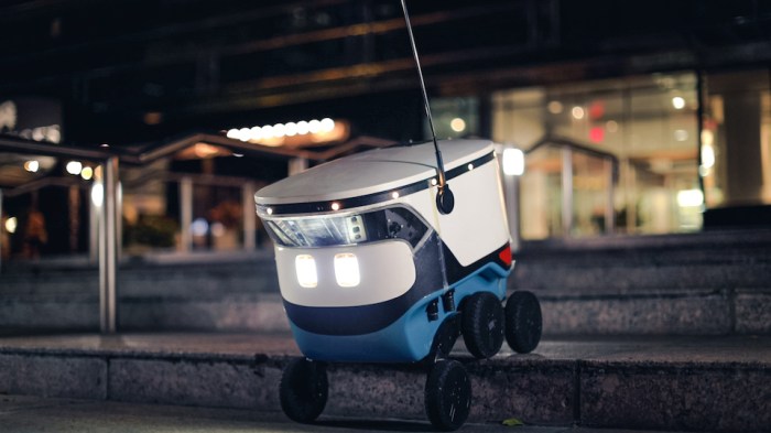 Un hotel de Miami recién inaugurado utiliza a una flotilla de robots repartidores para llevar alimentos a sus huéspedes.