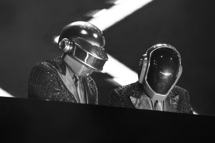 Un año después de su separación, el dueto francés Daft Punk retransmite un raro concierto en Twitch; te decimos si es posible volver a verlo.
