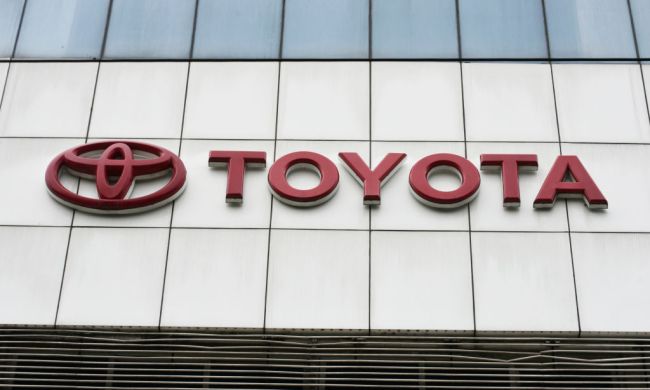 Toyota suspenderá su producción en 14 fábricas de Japón debido a una “falla sistémica” en una empresa proveedora que se sospecha, fue víctima de un ciberataque.