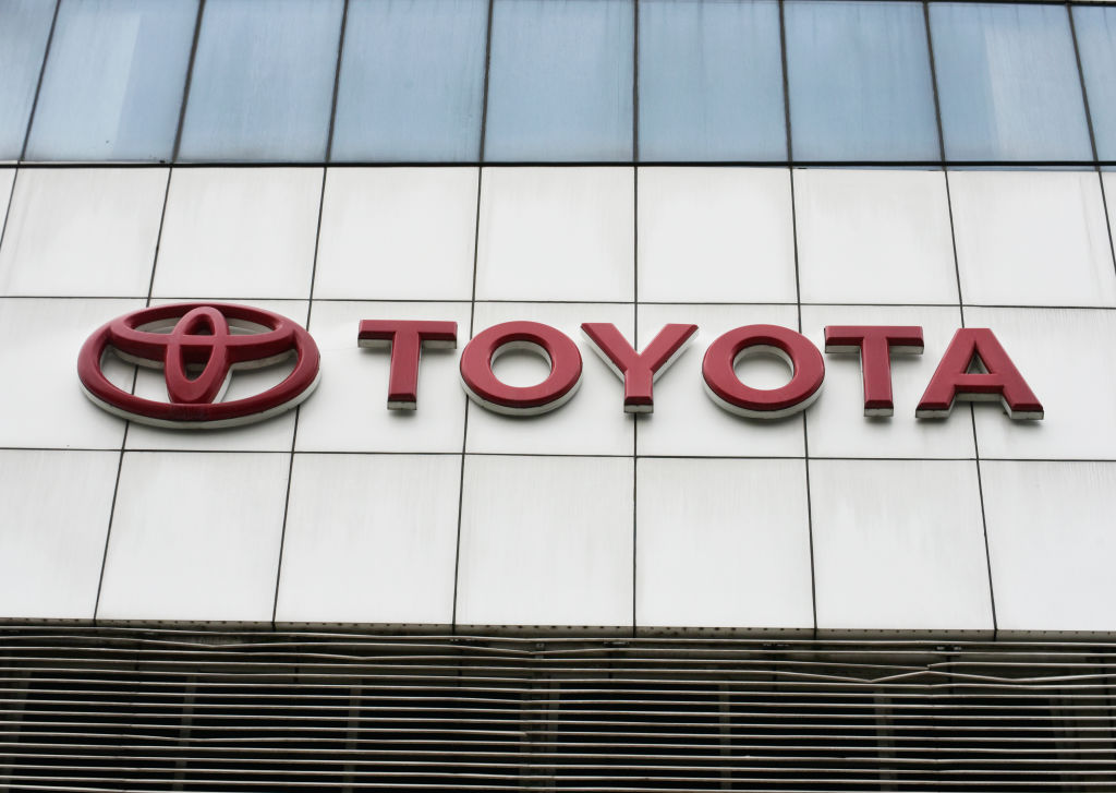 Toyota suspenderá su producción en 14 fábricas de Japón debido a una “falla sistémica” en una empresa proveedora que se sospecha, fue víctima de un ciberataque.