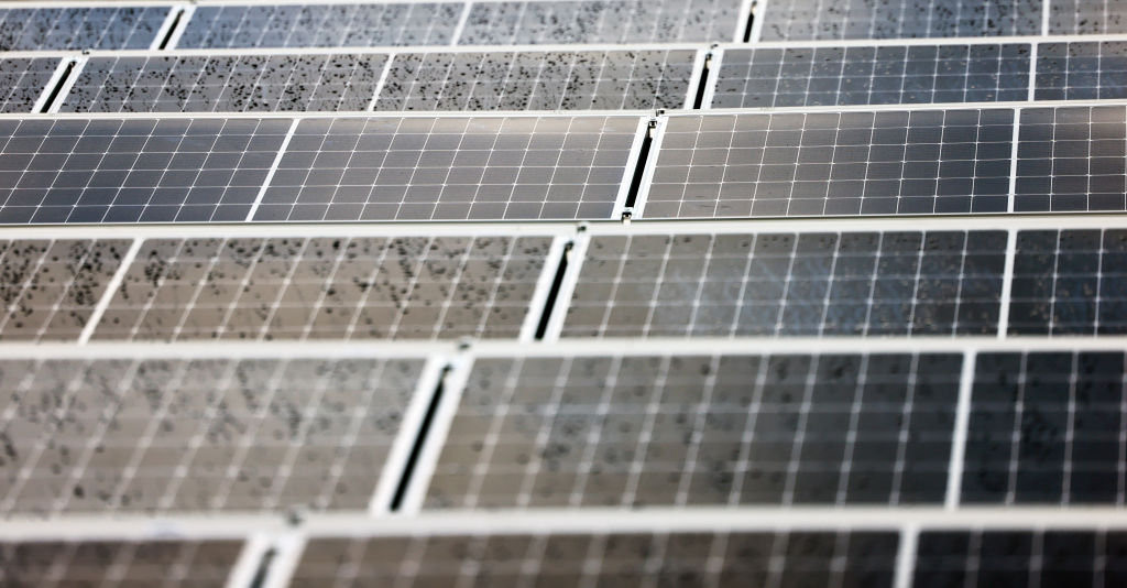 Cómo se Fabrican los Paneles Solares?