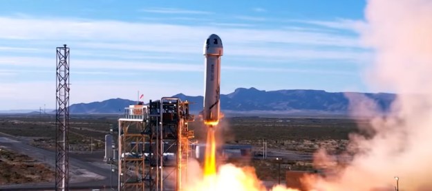 Blue Origin cambia de fecha y deja sin viaje espacial a Pete Davidson