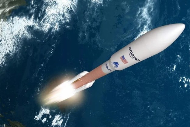 amazon lanzara 83 cohetes red internet satelital cohete sat  lites