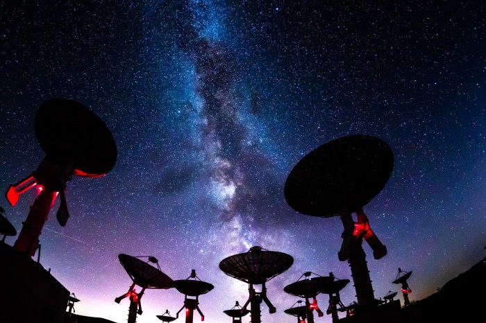 algoritmo simula mensaje enviado extraterrestres antenas espacio