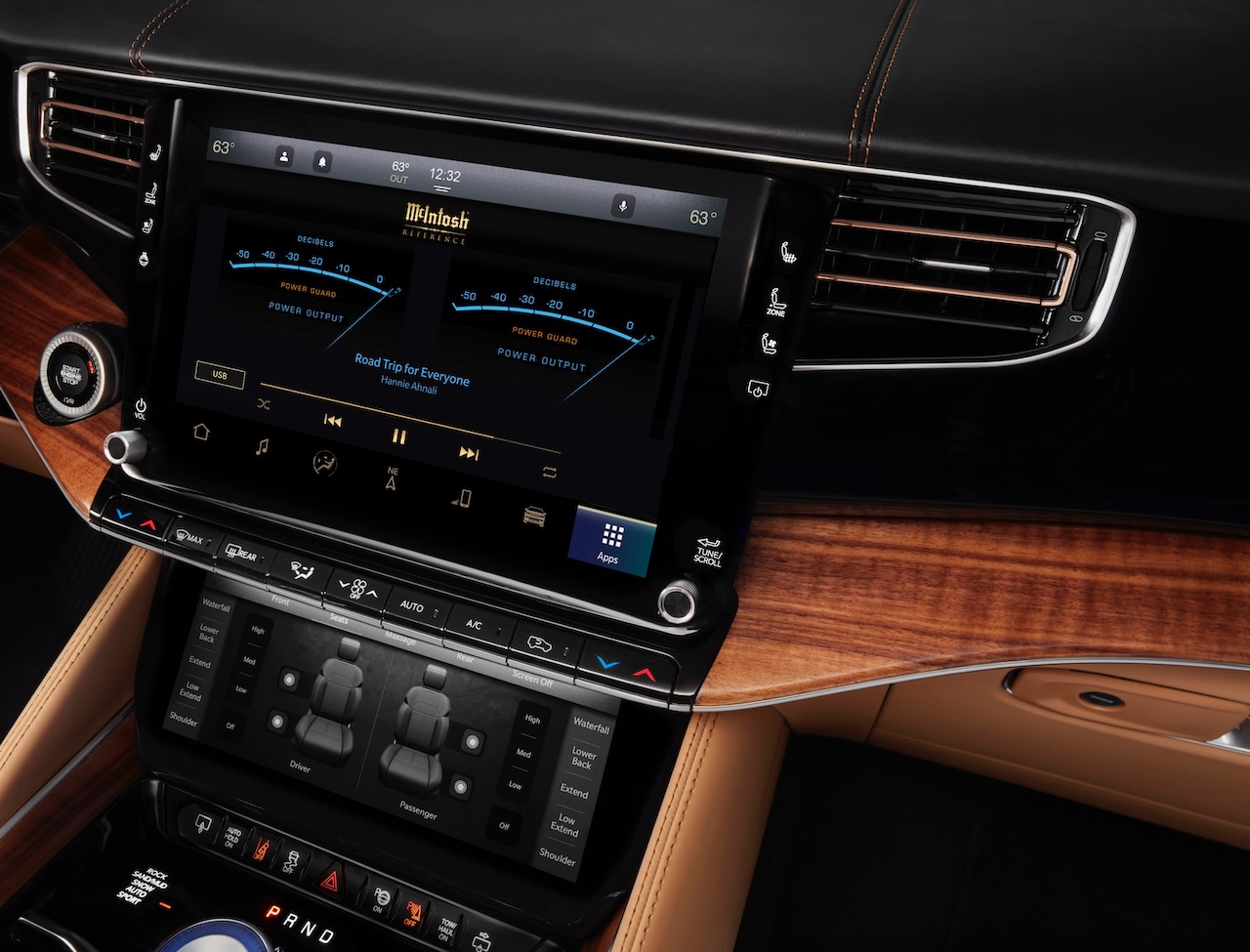 jeep grand wagoneer l nueva york 2023 features the new uconnect 5 12 inch touchscreen available with premium and exclusive mc