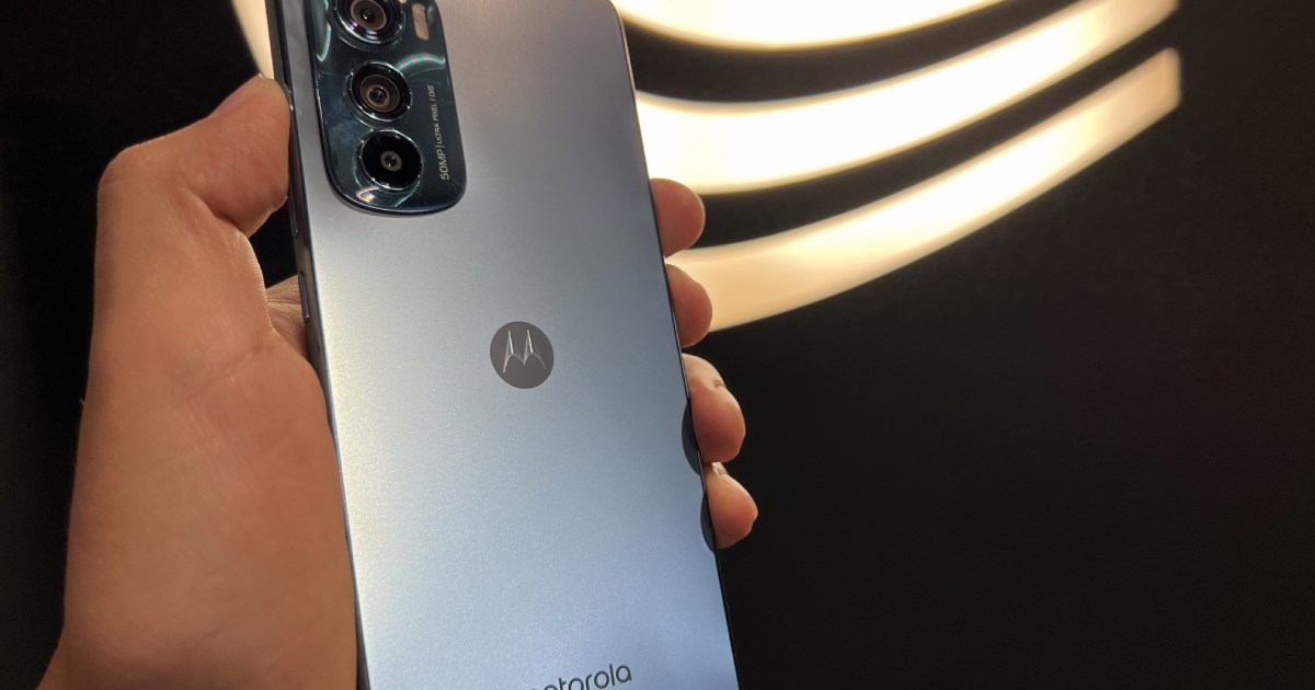 Motorola Edge 30: el buen balance entre precio y especificaciones