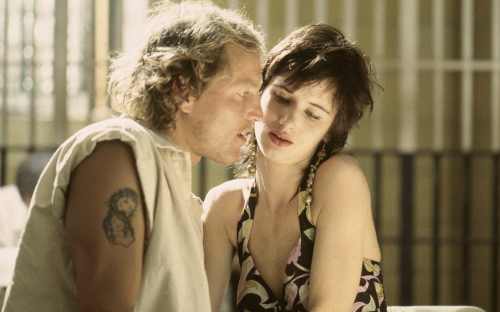 Las mejores películas en Netflix – Woody Harrelson y Juliette Lewis en en Natural Born Killers (1994).