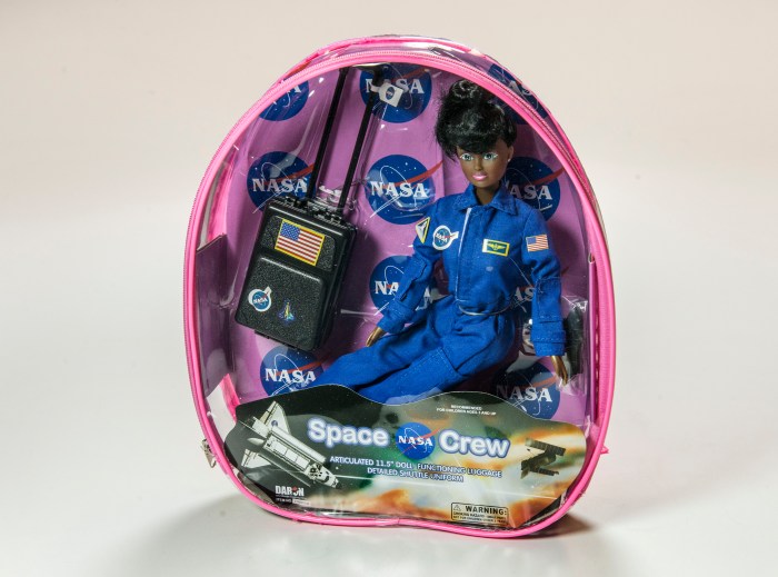 mattel spacex juguetes holiday gifts available at federal gift shops in washington  dc