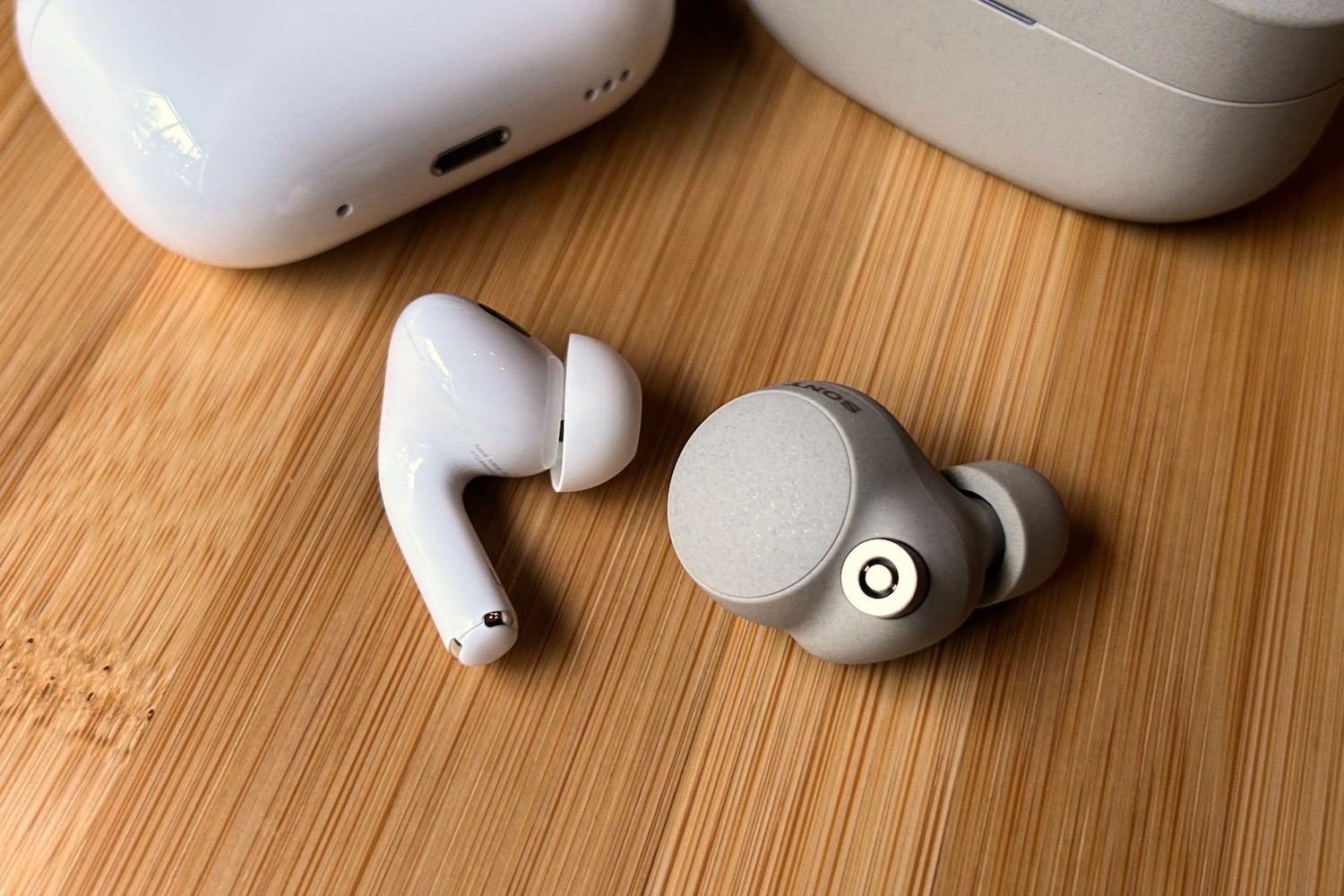 Apple AirPods Pro 2 vs. Sony WF 1000XM4 cu les son los mejores