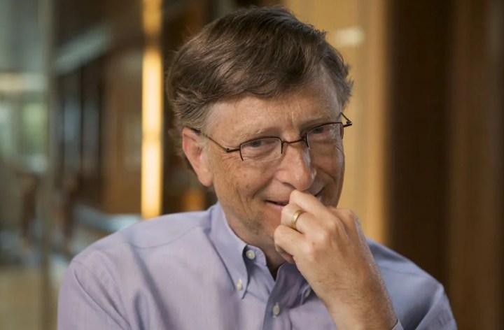 Bill Gates pensativo