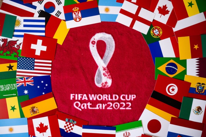 momentos clave mundial qatar 2022 doha  august 30 flags of all 32 teams