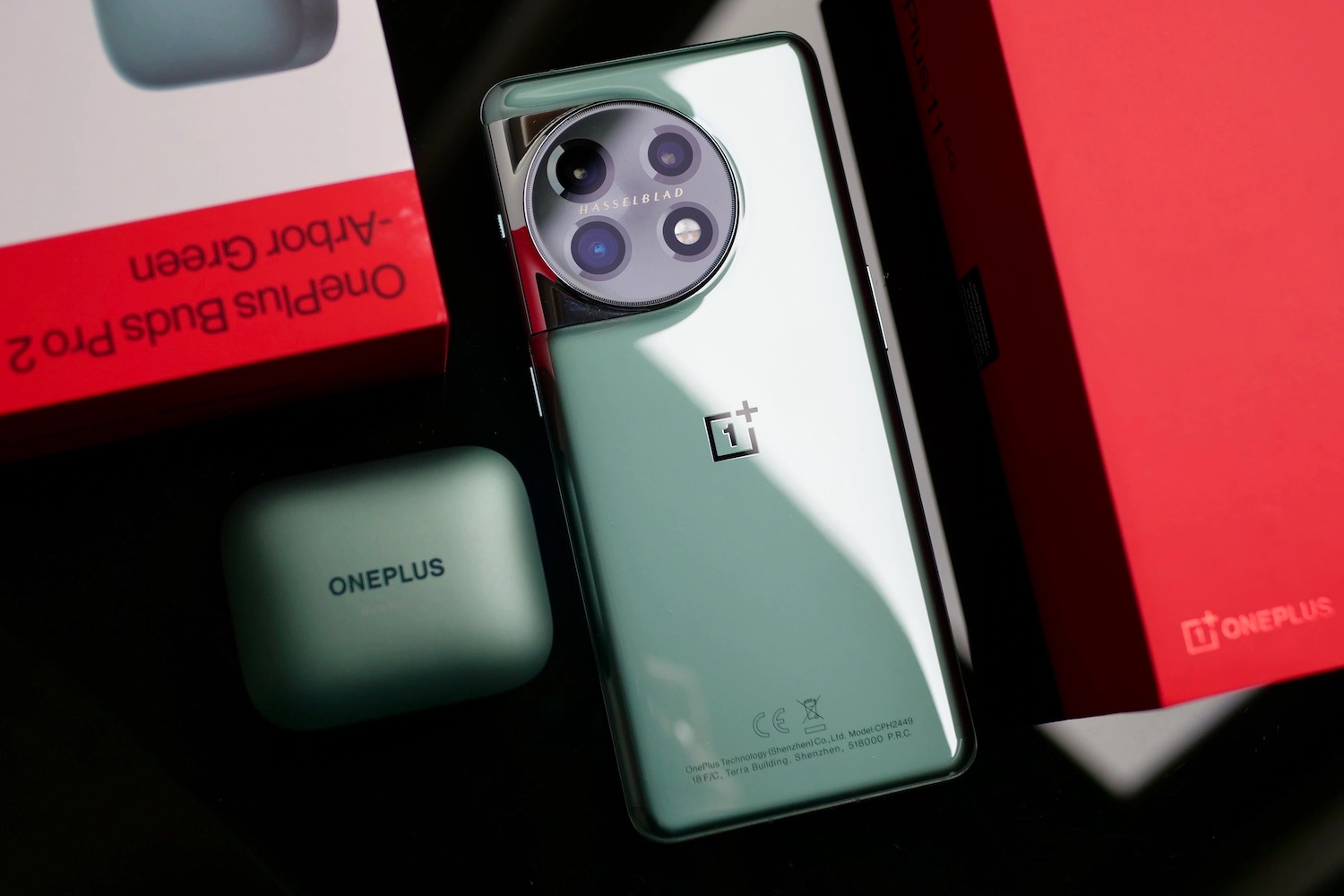 oneplus 11 cuanto cuesta and buds pro 2 closed