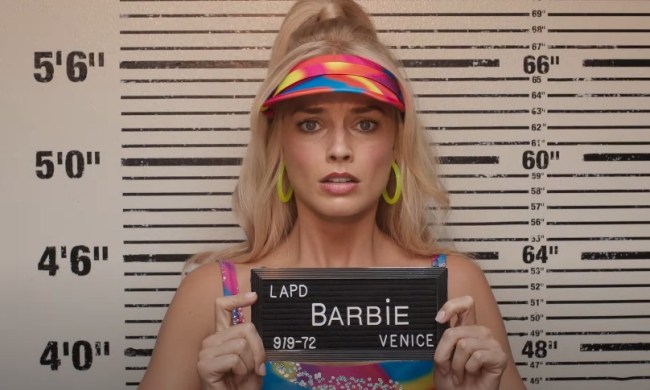 barbie se enfrenta mundo real trailer final