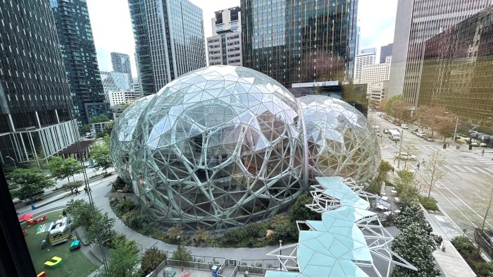 The Spheres, Amazon, Seattle.