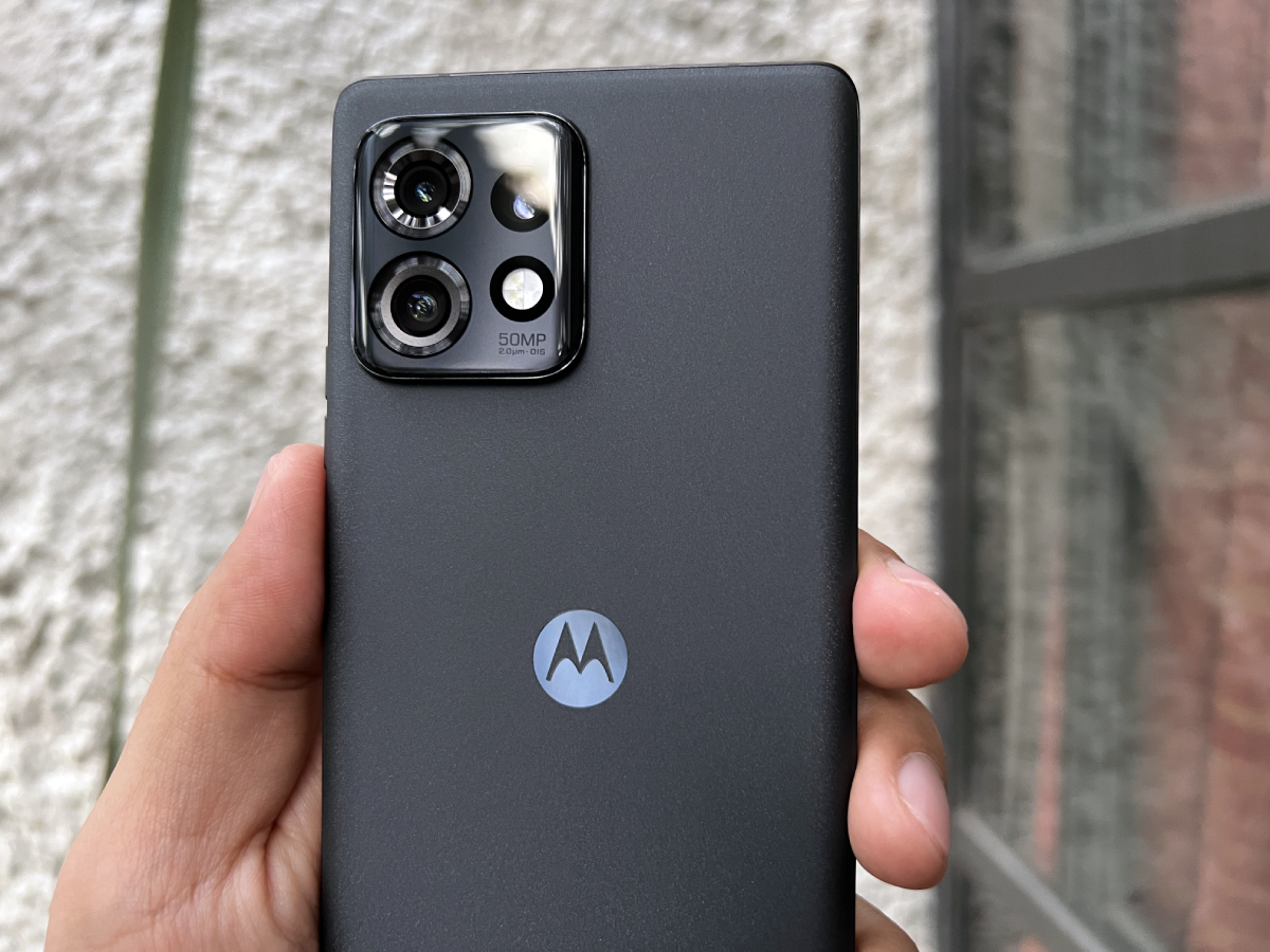 Probamos el Motorola Edge 40 Pro: un móvil atractivo y potente para  competir en la gama alta