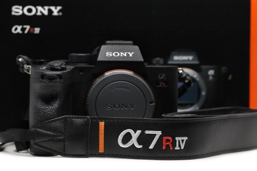 Sony Electronics anuncia la más reciente cámara para VLOGS, la ZV-1 II, con  zoom ultra gran angular - Mayoristas & Mercado - Uruguay