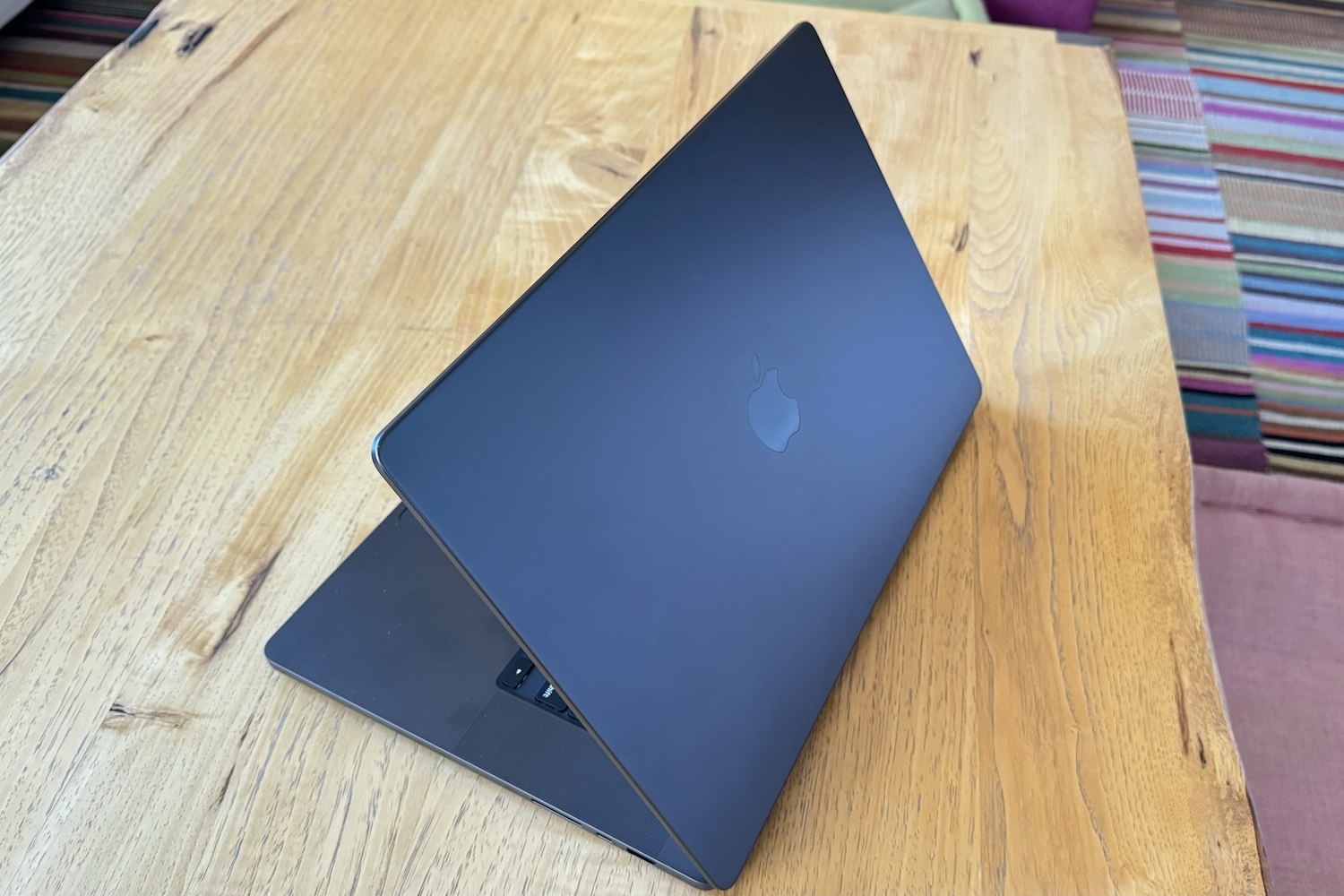 MacBook Pro 16 M3 Max