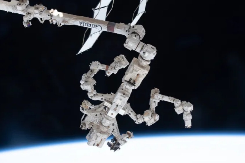 estacion espacial internacional veinticinco increibles fotos captura web 6 12 2023 10048 www digitaltrends com