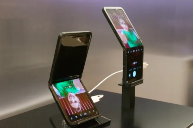 Más sólidos, más versátiles, más baratos llega la tercera generación de  móviles plegables de Samsung