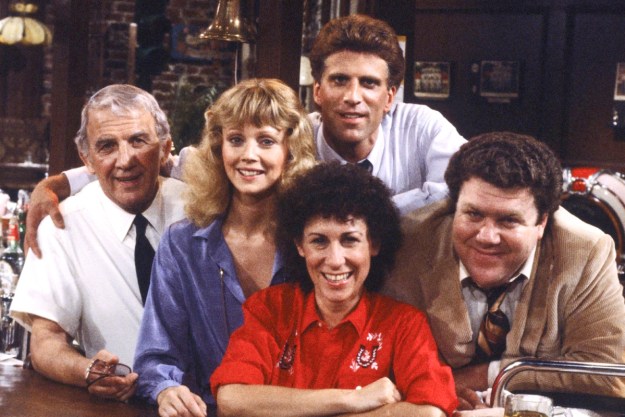 El elenco de la serie de los 80, Cheers.