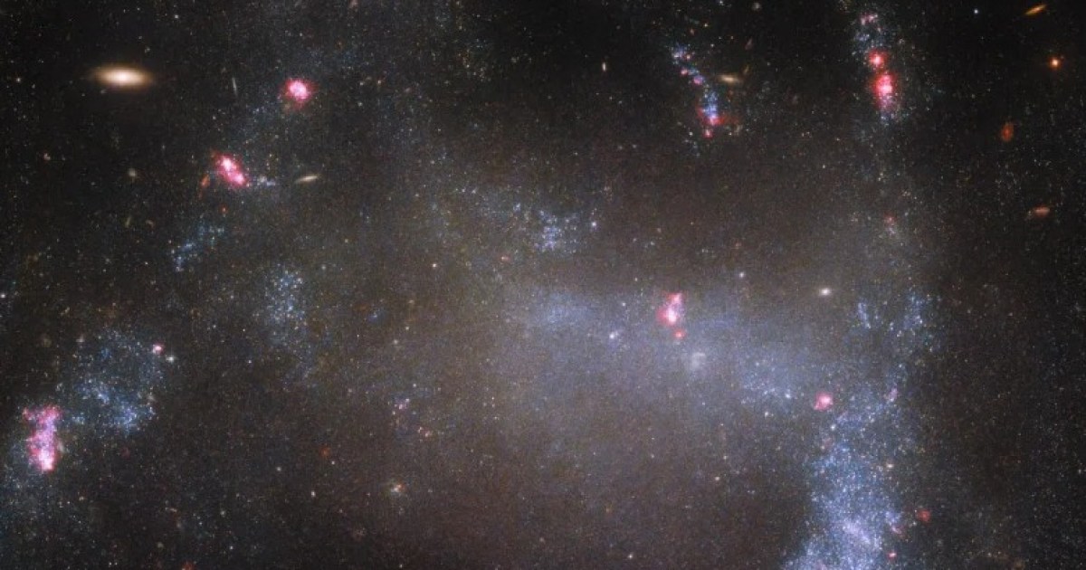 Imágenes del Hubble de la espeluznante Galaxia Araña