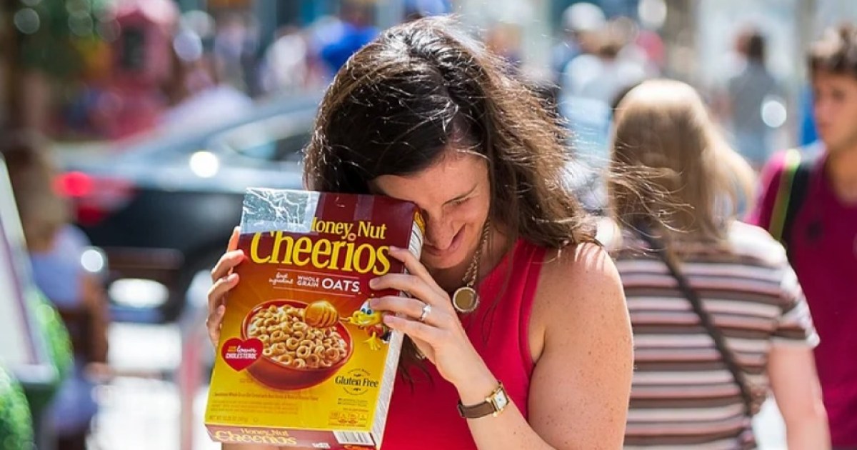 Cómo ver el eclipse solar con una caja de cereal