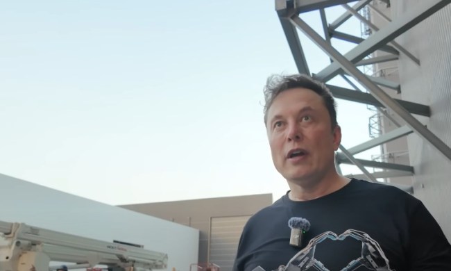 elon musk recorrido sitio cohete starfactory spacex