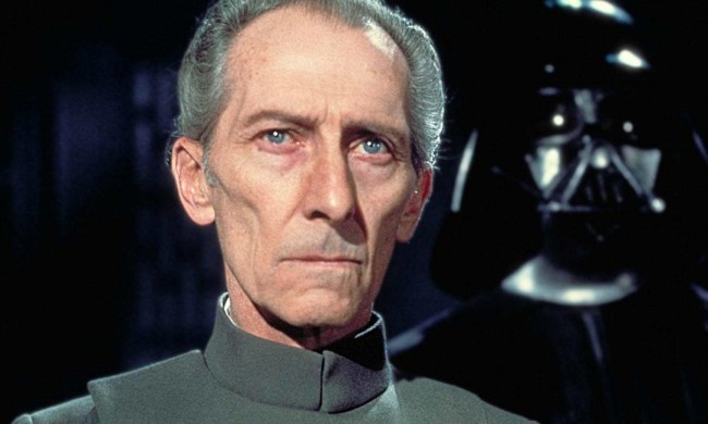 gobernador tarkin star wars cgi demanda disney grand moff