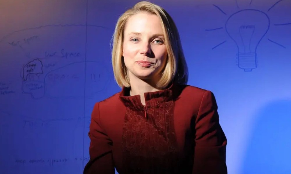 motivos caida yahoo segun marissa mayer