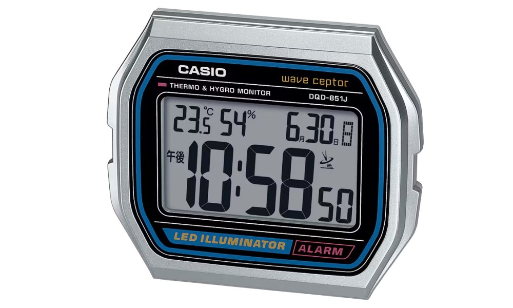 clasico reloj casio escritorio