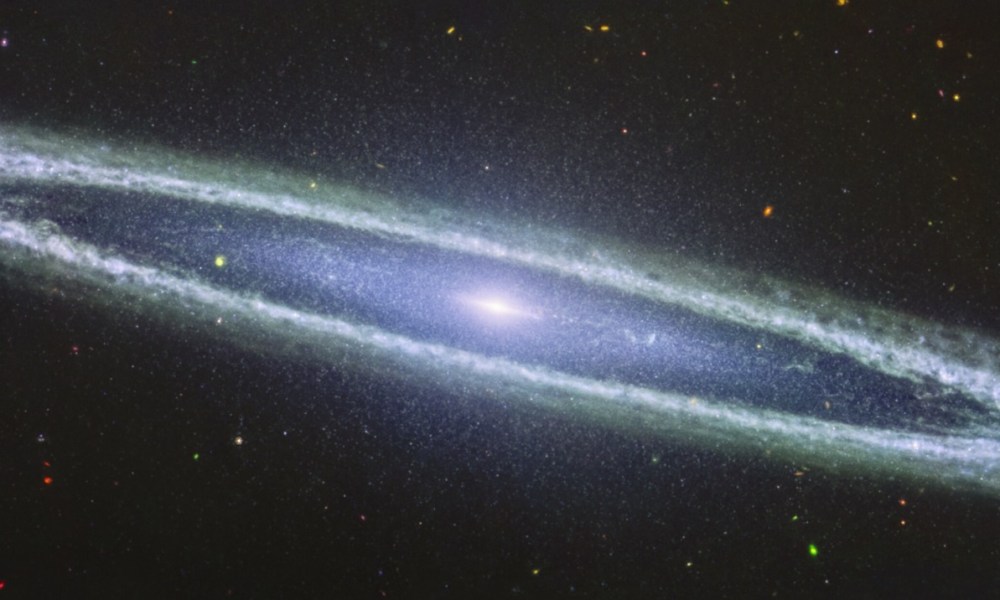 impresionante vista galaxia sombrero del