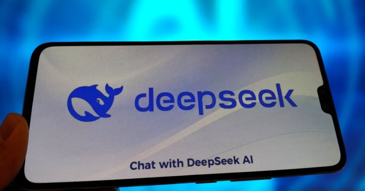 ¿Qué es DeepSeek AI y por qué tiene asustados y en jaque a ChatGPT y todos los demás?