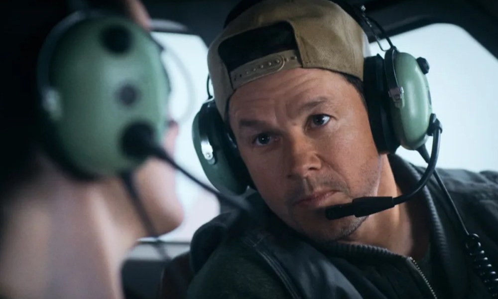 flight risk mark wahlberg