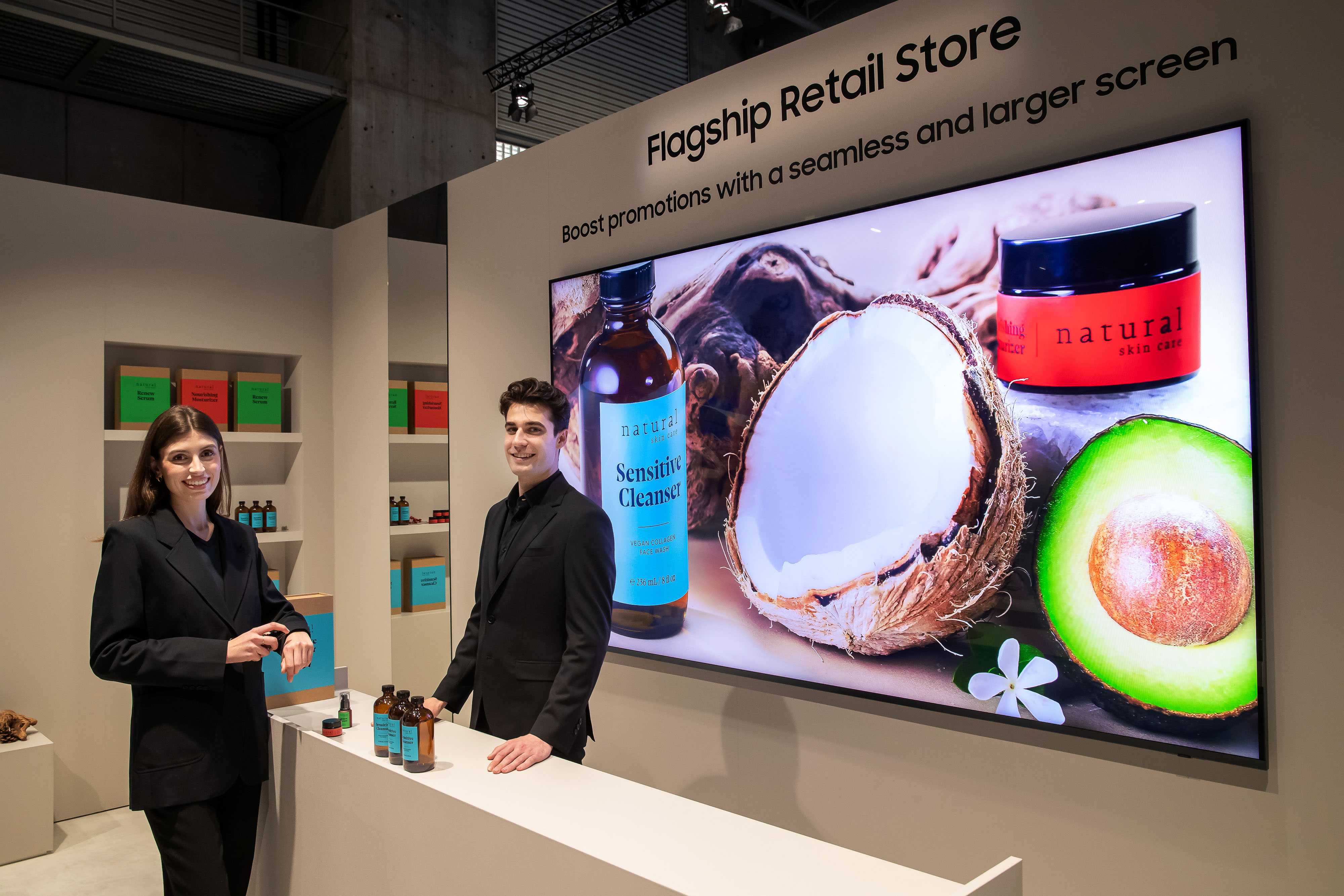 Samsung presenta en la ISE de Barcelona la pantalla ePaper.